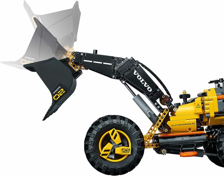 Actual product image LEGO Volvo Concept Wheel Loader ZEUX (42081, LEGO Technic)