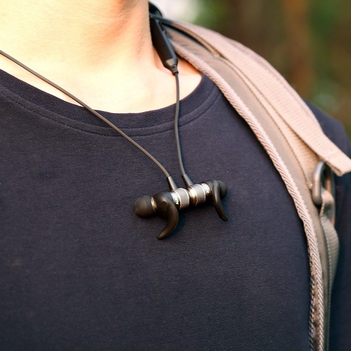 Actual product image Aukey EP-E1 Sport Earbuds (8 h)
