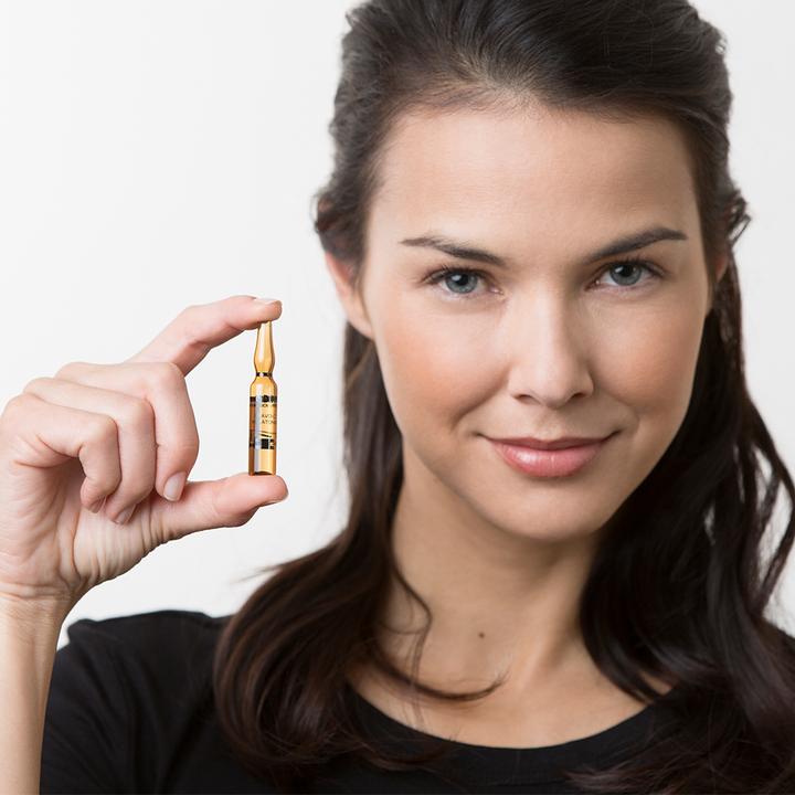 Actual product image Isdin Flavo-C melatonin (60 ml)