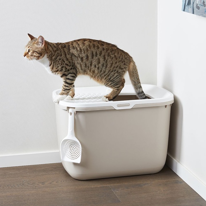 Actual product image Savic Hop In (Cat litter box closed)