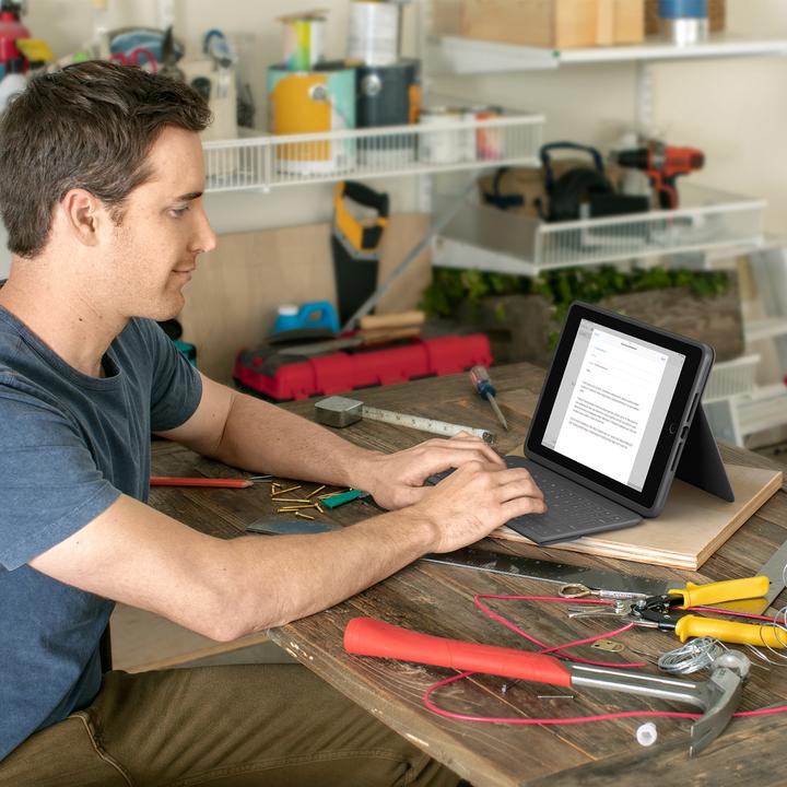 Actual product image Logitech Rugged Folio (FR, iPad 2019 (7th gene), iPad 2020 (8. Gen), iPad 2021 (9th Gen))