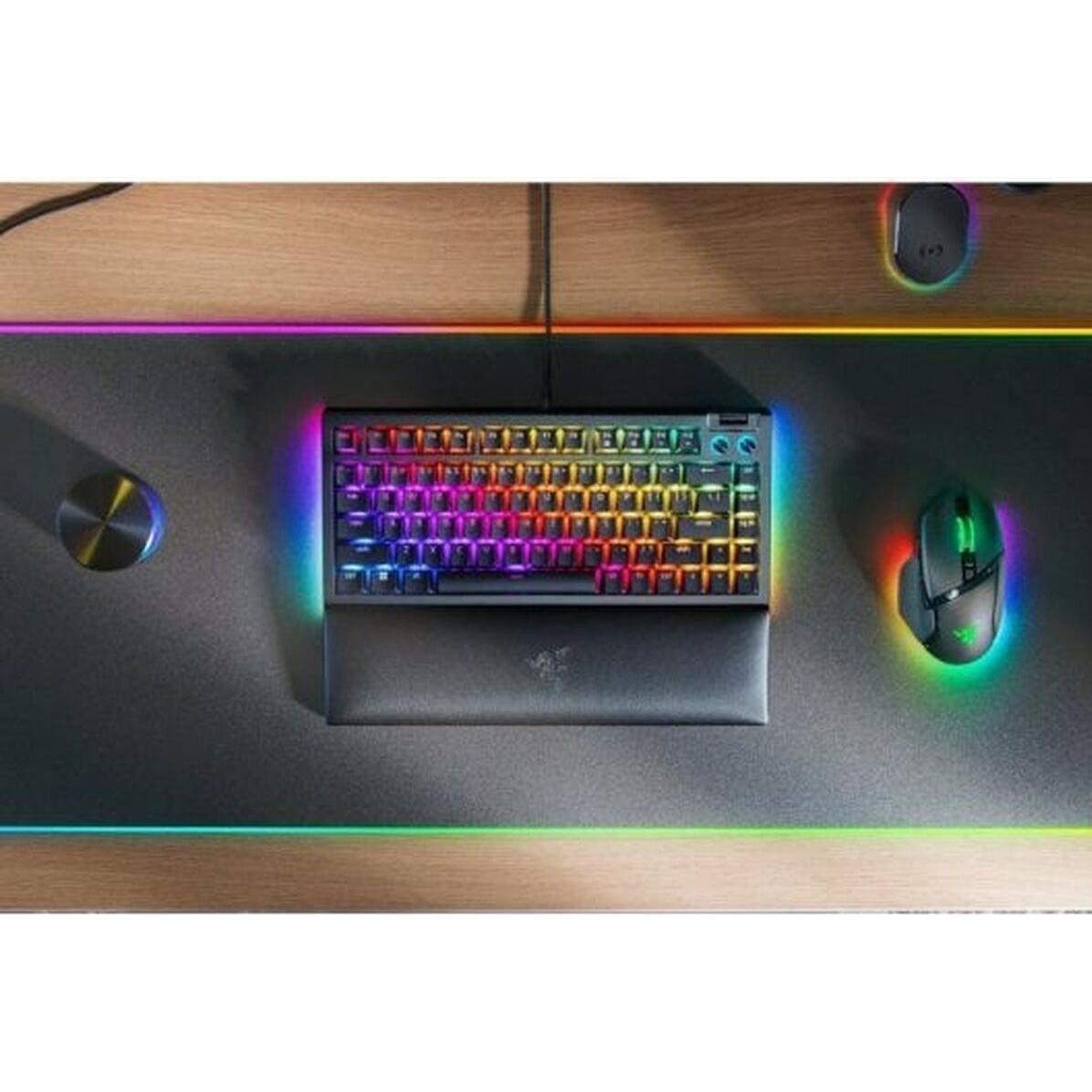 Razer BlackWidow V4 (US, Kabelgebunden), Tastatur, Schwarz