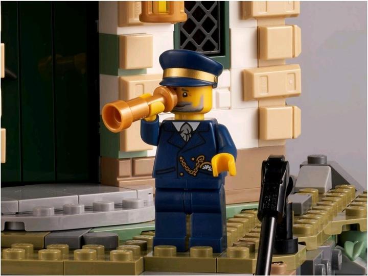 Image du produit LEGO Phare motorisé (21335, LEGO Ideas, LEGO difficiles à trouver)