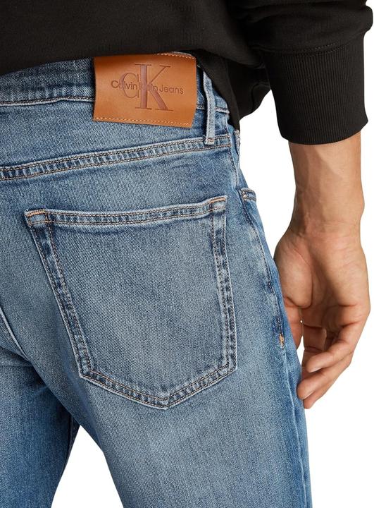 Immagine prodotto Calvin Klein Jeans Slim Straight (34)