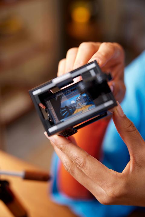 Immagine prodotto LEGO Fotocamera - Omaggio a Walt Disney (43230, Set LEGO rari, LEGO Disney)