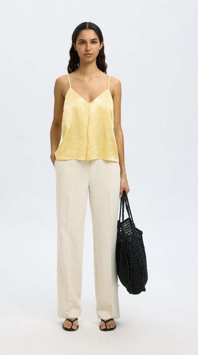Image du produit Selected Femme V-Ausschnitt Spaghettiträger-Top (38)