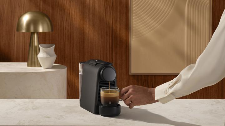 Actual product image De'Longhi Essenza Mini