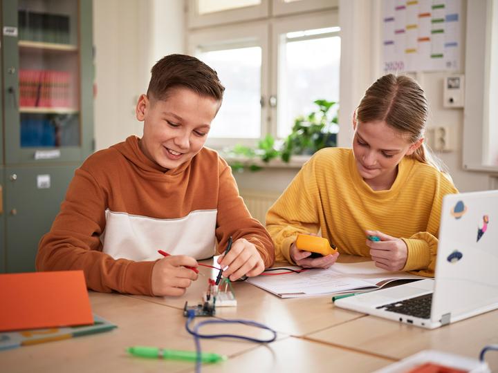 Immagine prodotto Arduino AKX00023 Starter Kit Educativo