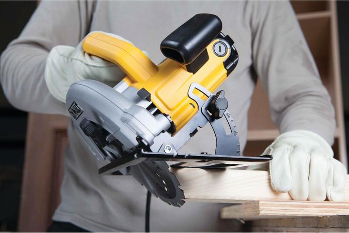 Actual product image DeWalt DWE560QS