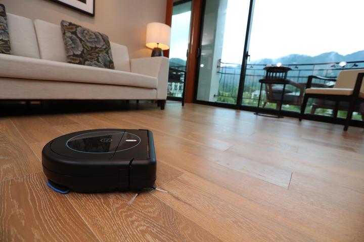 Actual product image Hobot Legee 668