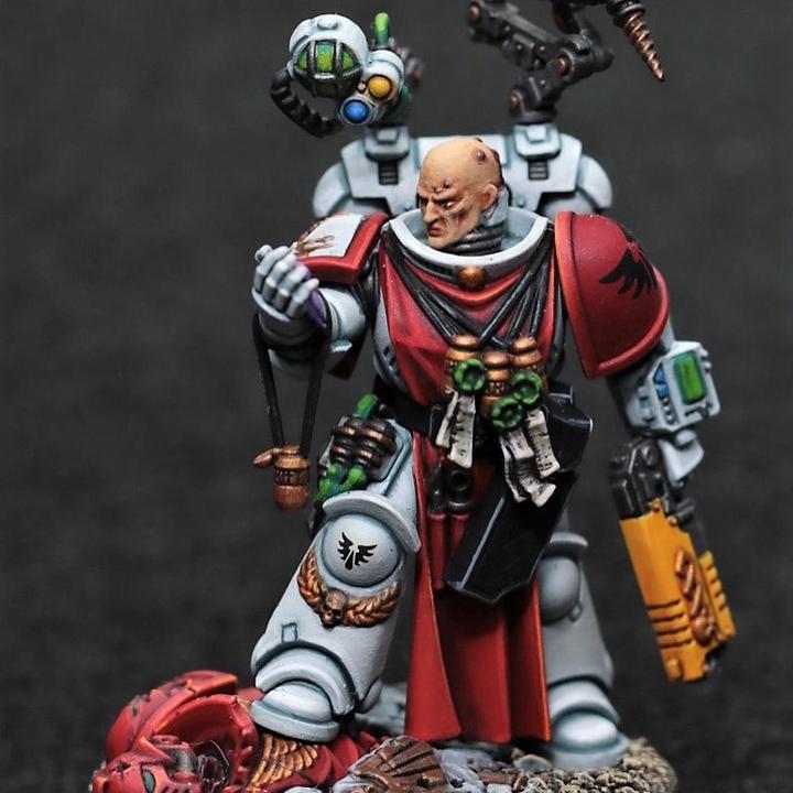 Produktbild Games Workshop Primaris Apothecary (Kunststoff)