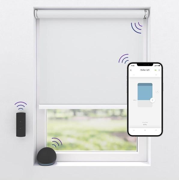 Actual product image Motionblinds Wireless Electric Black-Out Rollerblind 90x190cm - White (90 x 190 cm)