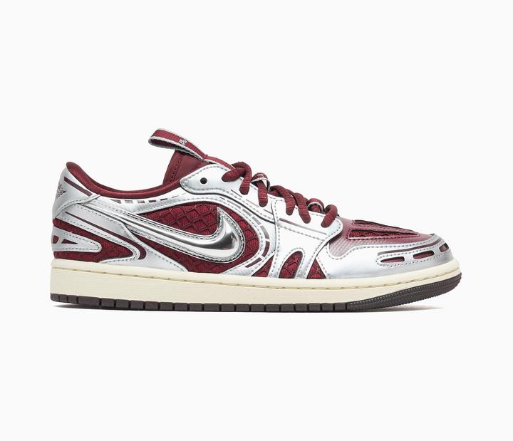 Image du produit Jordan Air Women's 1 Low V3 Method Of Make (40)