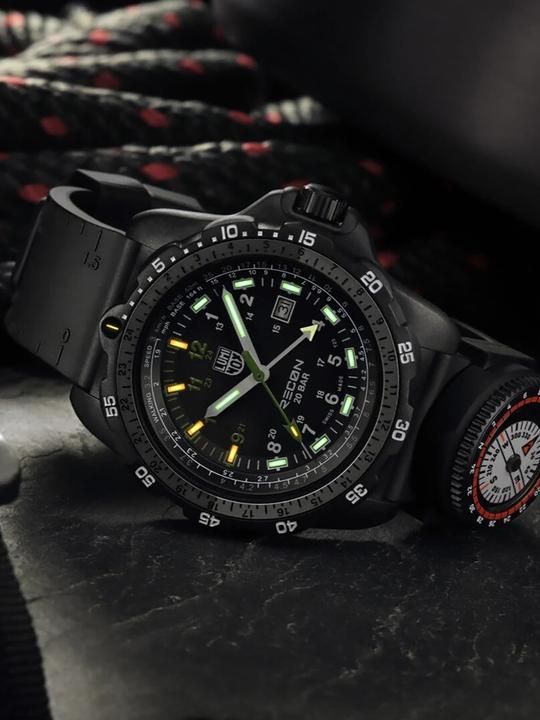 Actual product image Luminox RECON NAV SPC 8830 SERIES (Analogue wristwatch, Swiss made, 46 mm)