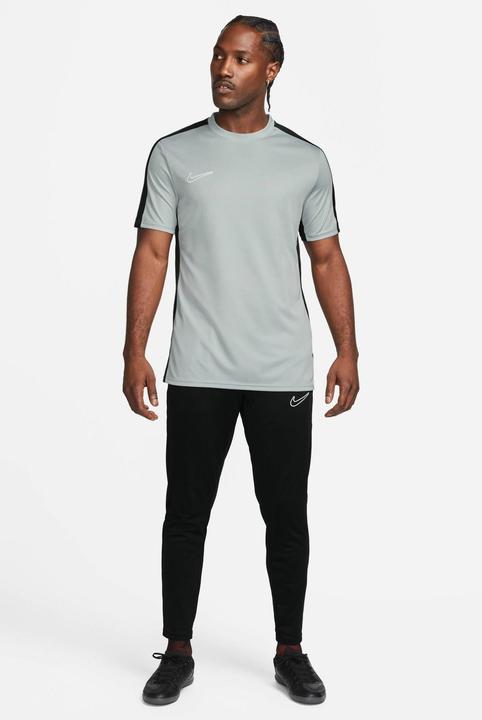 Immagine prodotto Nike Dri-Fit Academy Scarpe Uomo Lupo Grigio/Nero/Bianco S (S)