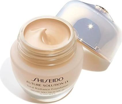 Actual product image Shiseido Total Radiance Foundation (Golden 3)