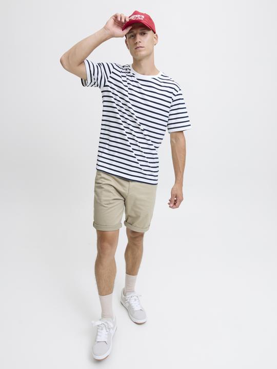 Actual product image Jack & Jones Regular Fit Chino Shorts Chino Shorts (XS)