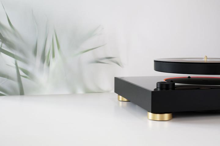 Actual product image MAG-LEV Floating record player (Semi-automatic)