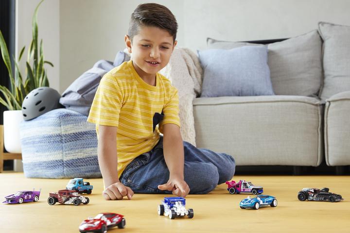 Actual product image Hot Wheels Pull-Backs 2-Pack