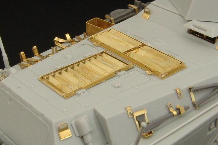 Actual product image Hauler Sd Kfz 234-2 Puma engine grills