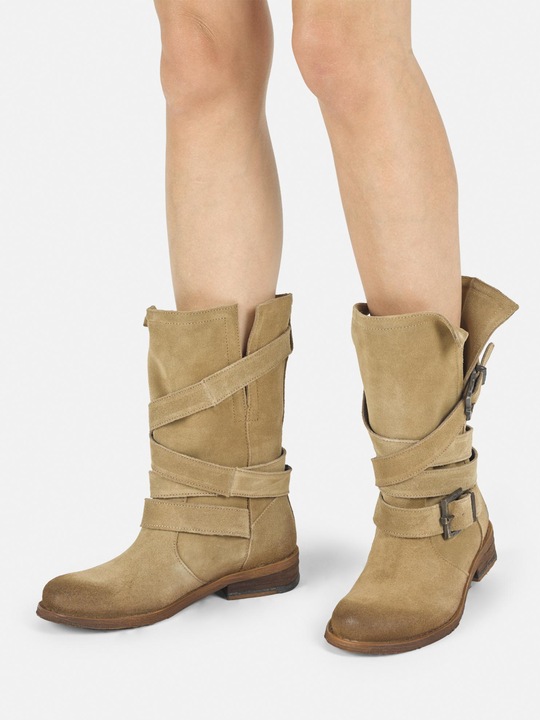Felmini GREDO 8562 Biker Boots mit zwei dekorativen Schnallen. Eine Verschmelzung von robustem Stil und urba