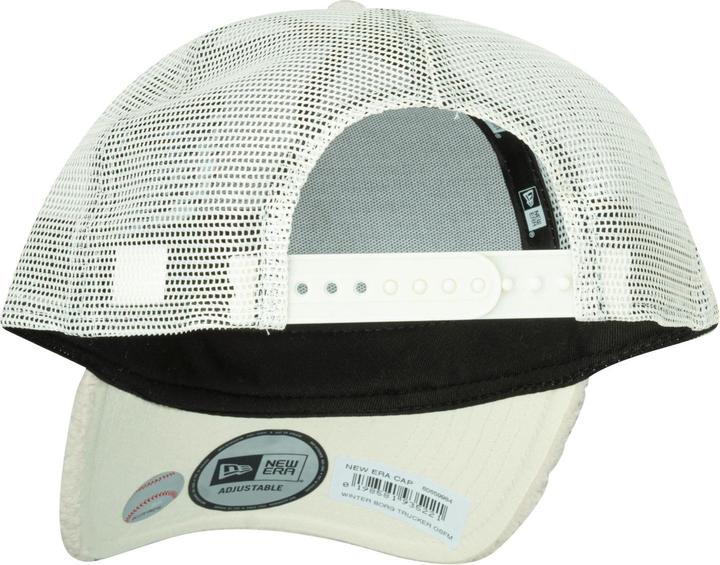 Actual product image New Era A-Frame Trucker Sherpa Cap - Borg Ny Yankees Beige