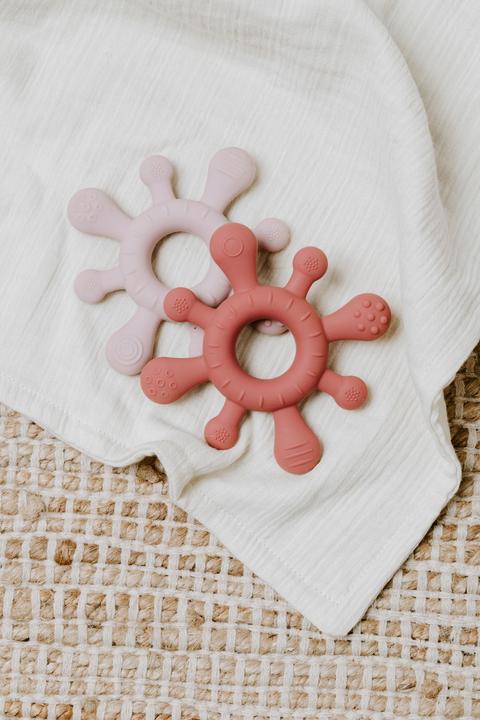 Actual product image Baby's only Teething ring blossom