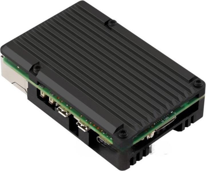 Actual product image WaveShare Raspberry Pi 5 aluminium housing with dual fan