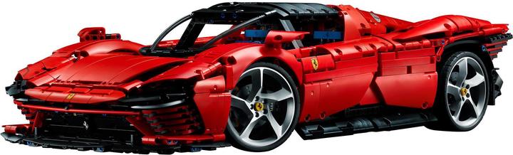 Actual product image LEGO Ferrari Daytona (42143, LEGO Technic)