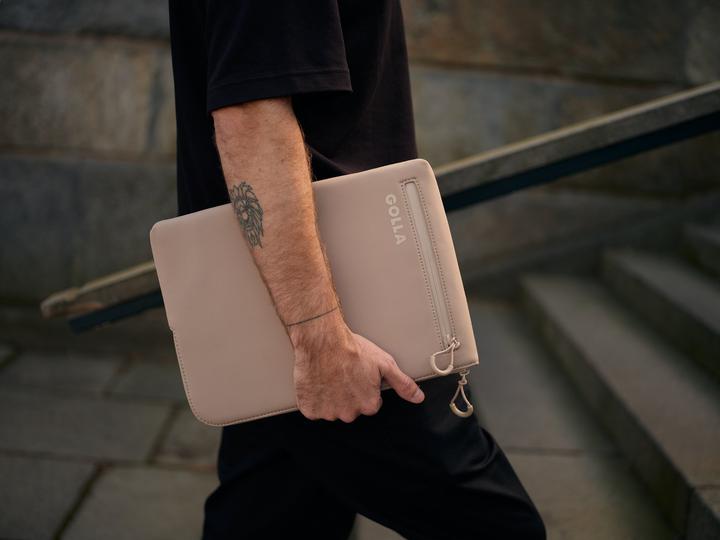 Actual product image Golla Laptop sleeve 13 inch, cream (13", Universal)