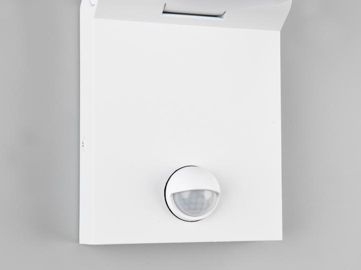Actual product image Trio Adour - Wall lamp - White Mat - incl. 1x SMD 7.5W - Extremely light color - Movement sensor - O (750 lm, IP44)