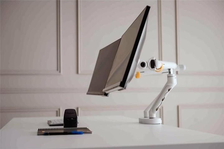 Actual product image Bakker Elkhuizen BNEBFDW BAKKER BE Flexible monitor arm (Table, 35", 10 kg)