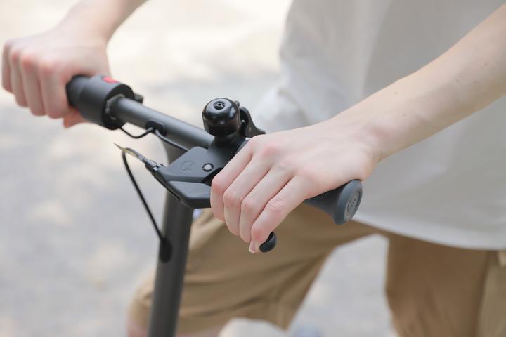 Productafbeelding Segway-Ninebot ZING C20 (16 km/h, 20 km, 150 W)