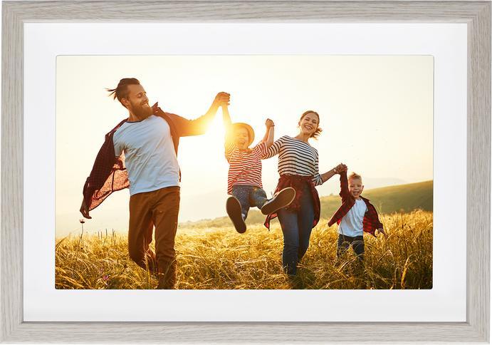 Immagine prodotto Rollei Smarter Bilderrahmen | 10,1" Diagonale | WiFi | Frameo App | Modell 108 (10.10", 1280 x 800 pixel)