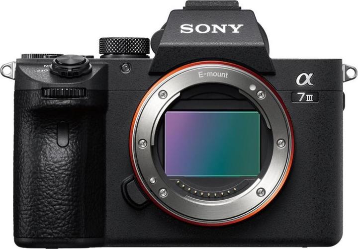 Actual product image Sony Alpha 7 III Kit (28 - 70 mm, 24.20 Mpx, Full frame)