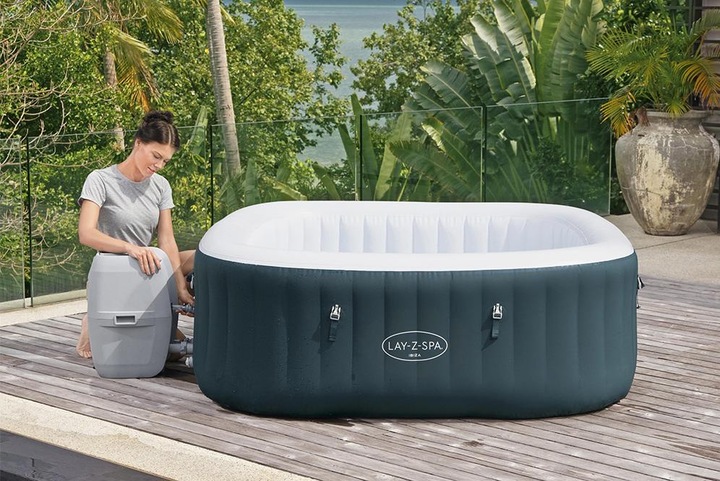 Actual product image Bestway Lay-Z-Spa Ibiza AirJet (6 pers.)