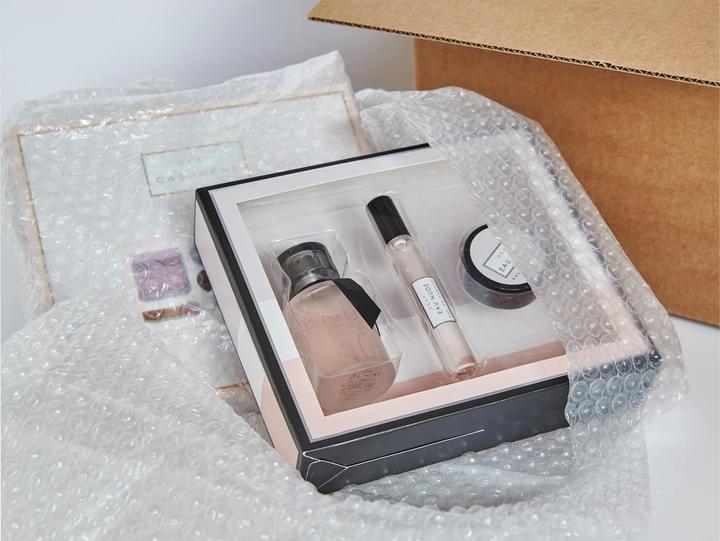 Immagine prodotto Aircap Pluriball Dimensioni: 40 cm x 5 m (L x L) Materiale: Polietilene, riciclabile (1 pz.)