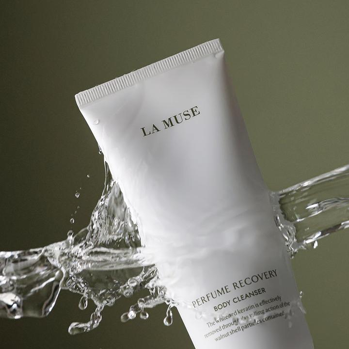 Actual product image La Muse Perfume Recovery Body Cleanser (220 ml)