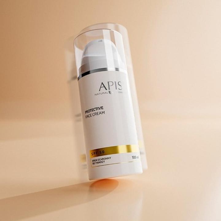 Actual product image Apis Natural Cosmetics Apis Protective Cream SPF 50 with UVA and UVB Protection Bio-Filter Natural Oils Protects Volume 100 (Suntan cream, SPF 50, 100 ml, 0.10 g)