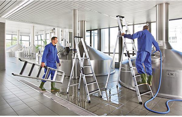 Produktbild Munk Stufen-Stehleiter 250 kg beidseitig begehbar mit clip-step R13 2x3 Stufen (Stehleiter, 220 cm)