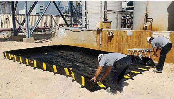 Actual product image Justrite QuickBerm® Plus folding tray