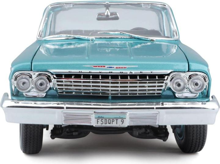 Produktbild Maisto Chevrolet Bel Air 1962 blau 1/18