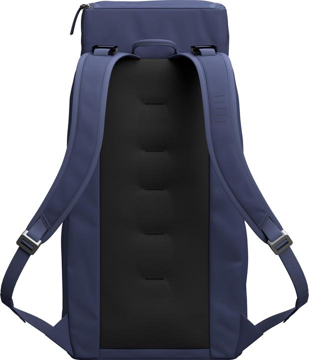 Actual product image D_b_ Hugger Backpack (30 l)