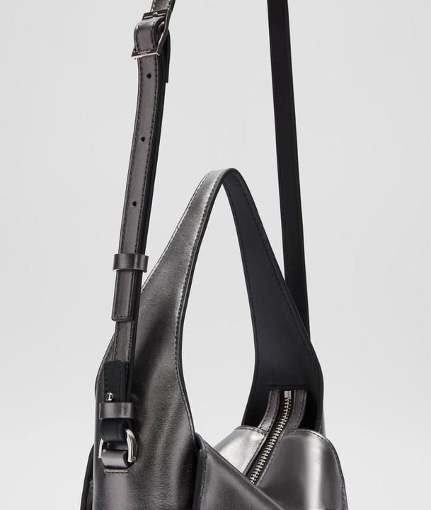Actual product image Liebeskind Berlin Hobo Kleine Schultertasche aus Leder