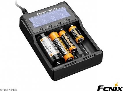 Produktbild Fenix Ladegerät ARE-A4 (1 Stk., 14500, 16340, 18650, 26650, AA, AAA, Ladegerät inkl. Akku)