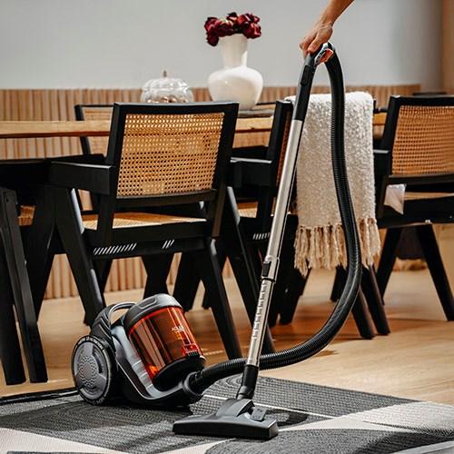 Actual product image Adler Cyclone Vacuum Cleaner | AD 7065 | Bagless | Power 700 W | Dust capacity 1.6 L | Black/Red