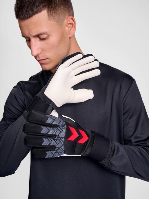 Actual product image hummel Hmlgk Gloves Hyper Grip (8)