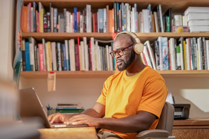 Actual product image Philips TAH3209BG/00 (No noise cancelling, 25 h, Wireless)