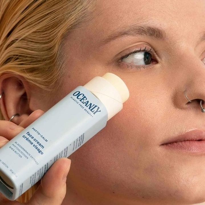Produktbild Ambi Pur Oceanly Face Cream Stick EWG-geprüfte pflanzliche und mineralische Inhaltsstoffe Vegane Hautpflege P (Gesichtsbalsam)