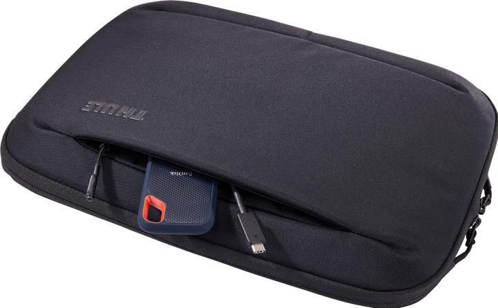 Actual product image Thule Subterra 2 Macbook Sleeve 14in - Black (14", Apple)